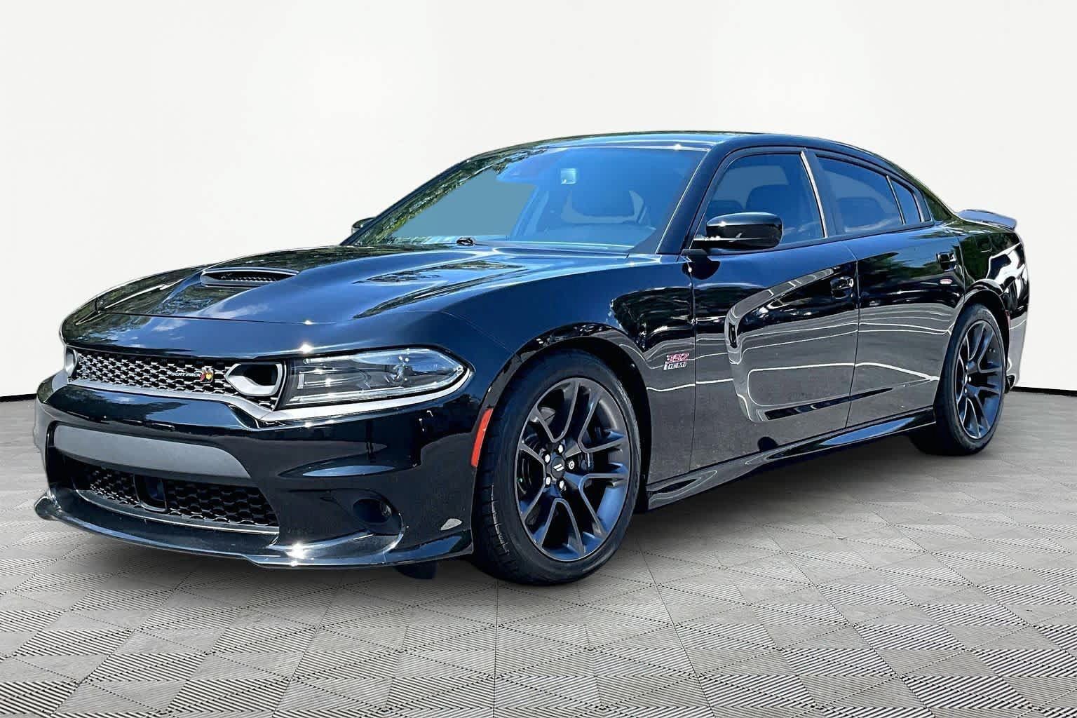 Used 2023 Dodge Charger Scat Pack w/ Plus Group RWD image 2