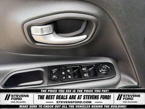 Used 2023 Jeep Renegade Altitude AWD/4WD image 20