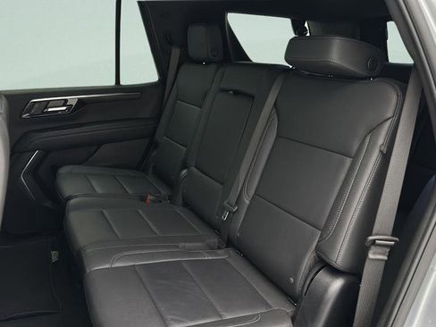 Used 2025 Chevrolet Tahoe LT AWD/4WD image 10
