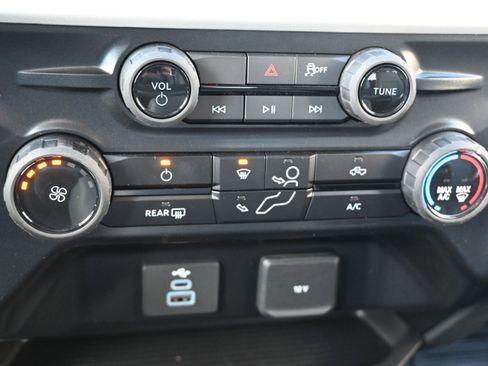 New 2026 Ford F550 2WD Crew Cab image 27