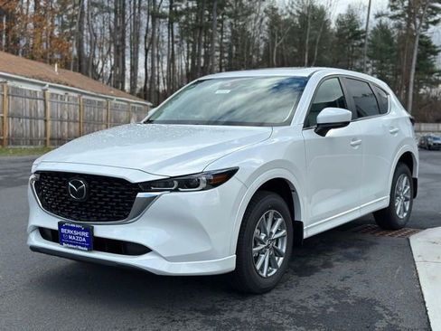 New 2025 MAZDA CX-5 AWD 2.5 S w/ Preferred Package image 3