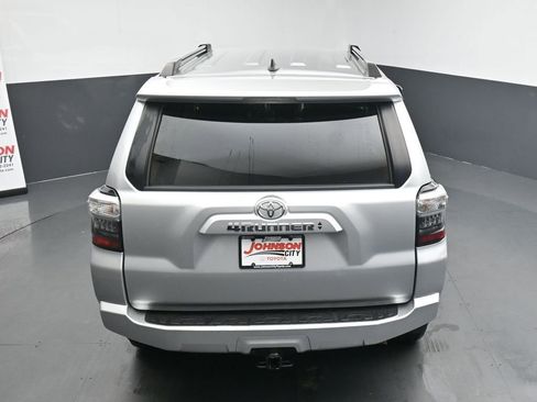 Used 2024 Toyota 4Runner SR5 AWD/4WD image 32