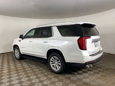 Used 2024 GMC Yukon Denali w/ Advanced Technology Package image 5