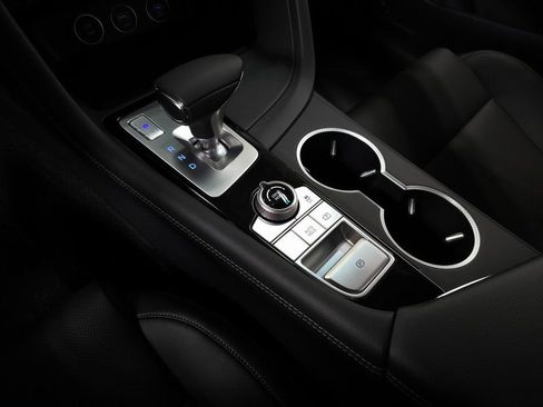 New 2026 Genesis G70 2.5T image 22