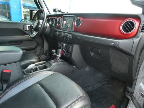 Used 2019 Jeep Wrangler Unlimited Rubicon AWD/4WD image 14