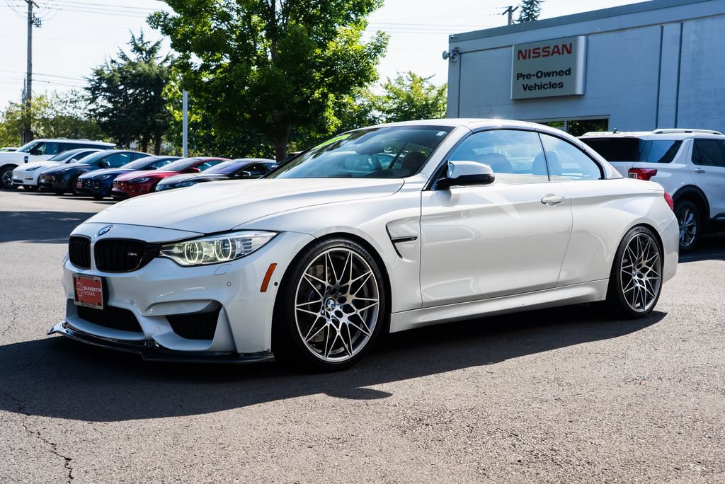Used 2016 BMW M4 Convertible RWD image 3