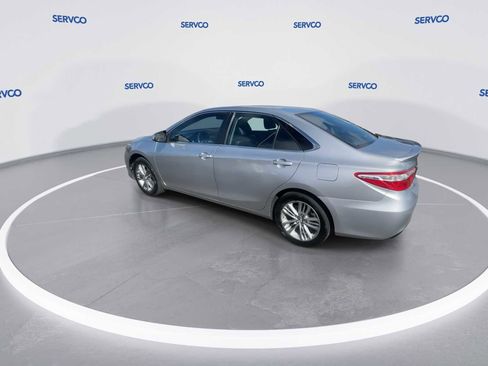 Used 2017 Toyota Camry SE image 6