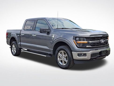 Used 2025 Ford F150 XLT w/ Equipment Group 301A Standard AWD/4WD image 3
