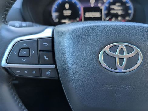 Used 2024 Toyota Grand Highlander FWD image 13