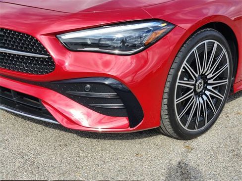 Used 2024 Mercedes-Benz CLE 300 4MATIC Coupe image 8