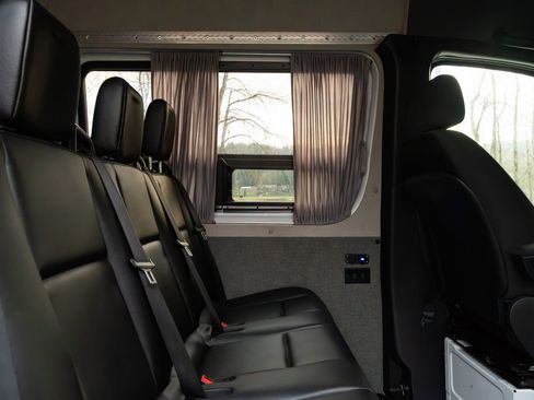 Used 2019 Mercedes-Benz Sprinter 4x4 170 image 13