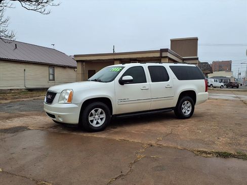 Used 2012 GMC Yukon XL SLT w/ SLT-2 Equipment Package image 23