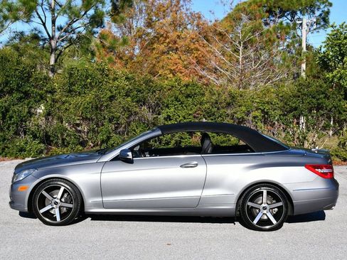 Used 2011 Mercedes-Benz E 350 Cabriolet image 32