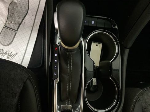 Used 2023 Buick Encore GX Select w/ Sport Touring Package image 19