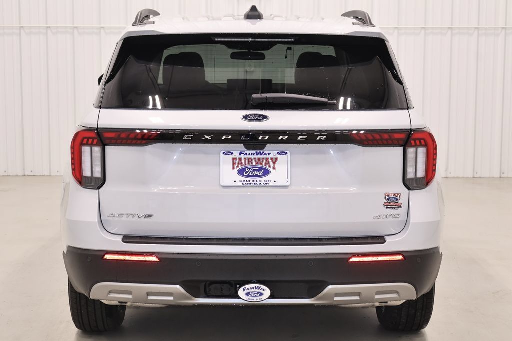 New 2026 Ford Explorer Active w/ Active Comfort Package AWD/4WD image 8