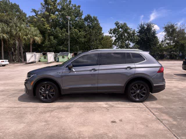 Used 2024 Volkswagen Tiguan SE FWD image 11