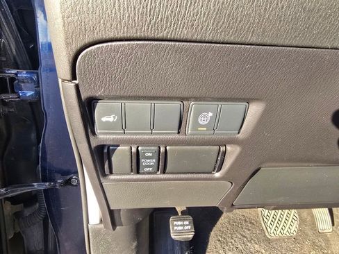 Used 2017 Nissan Armada Platinum w/ Captain Seat Package image 19