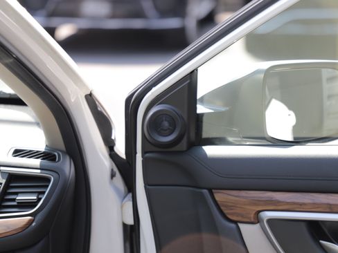 Used 2017 Honda CR-V EX image 12