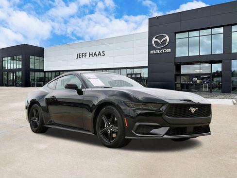 Used 2026 Ford Mustang Premium RWD image 4