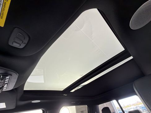 Used 2022 Ford F150 Raptor w/ Equipment Group 801A High image 14