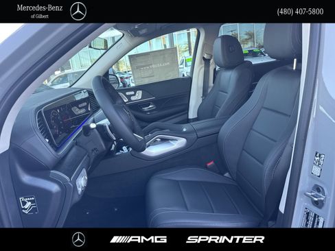 New 2026 Mercedes-Benz GLS 450 4MATIC image 10