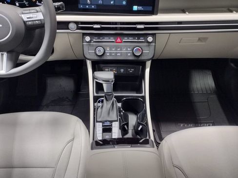 Used 2026 Hyundai Tucson SE AWD/4WD image 34