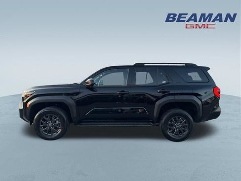 Used 2025 Toyota 4Runner SR5 image 4