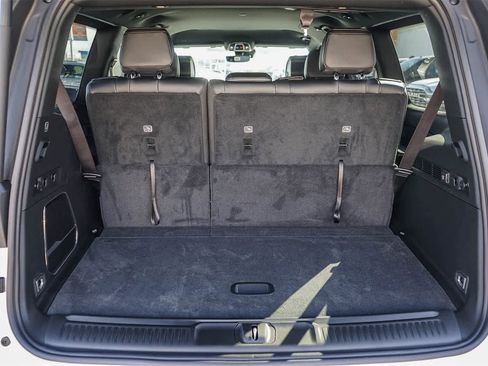 New 2026 Jeep Grand Wagoneer 4WD image 11