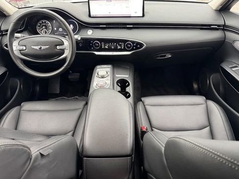 Used 2025 Genesis GV70 2.5T image 11
