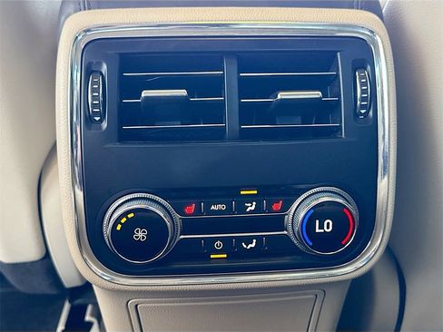 Used 2020 Lincoln Continental Reserve image 28