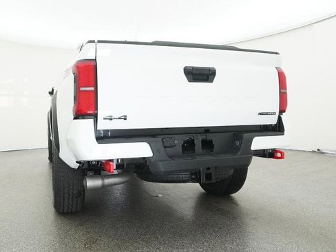 Certified 2025 Toyota Tacoma TRD Off-Road w/ TRD Off Road Upgrade Package image 15