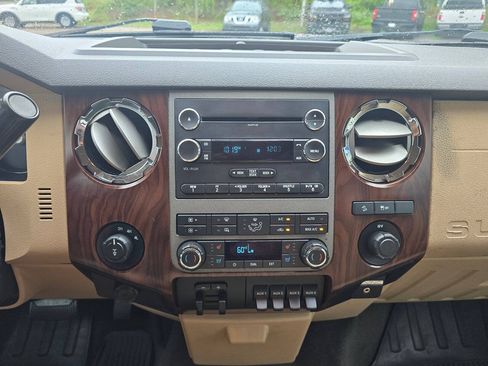 Used 2011 Ford F350 Lariat w/ Lariat Interior Pkg AWD/4WD image 26