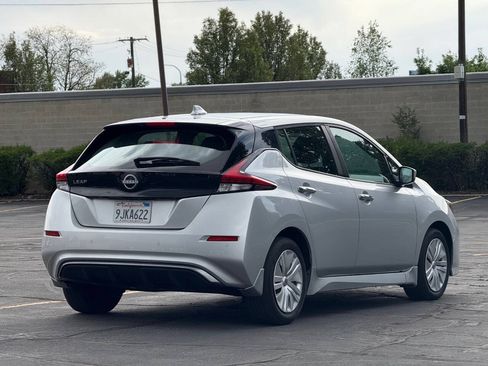 Used 2023 Nissan Leaf S FWD image 3