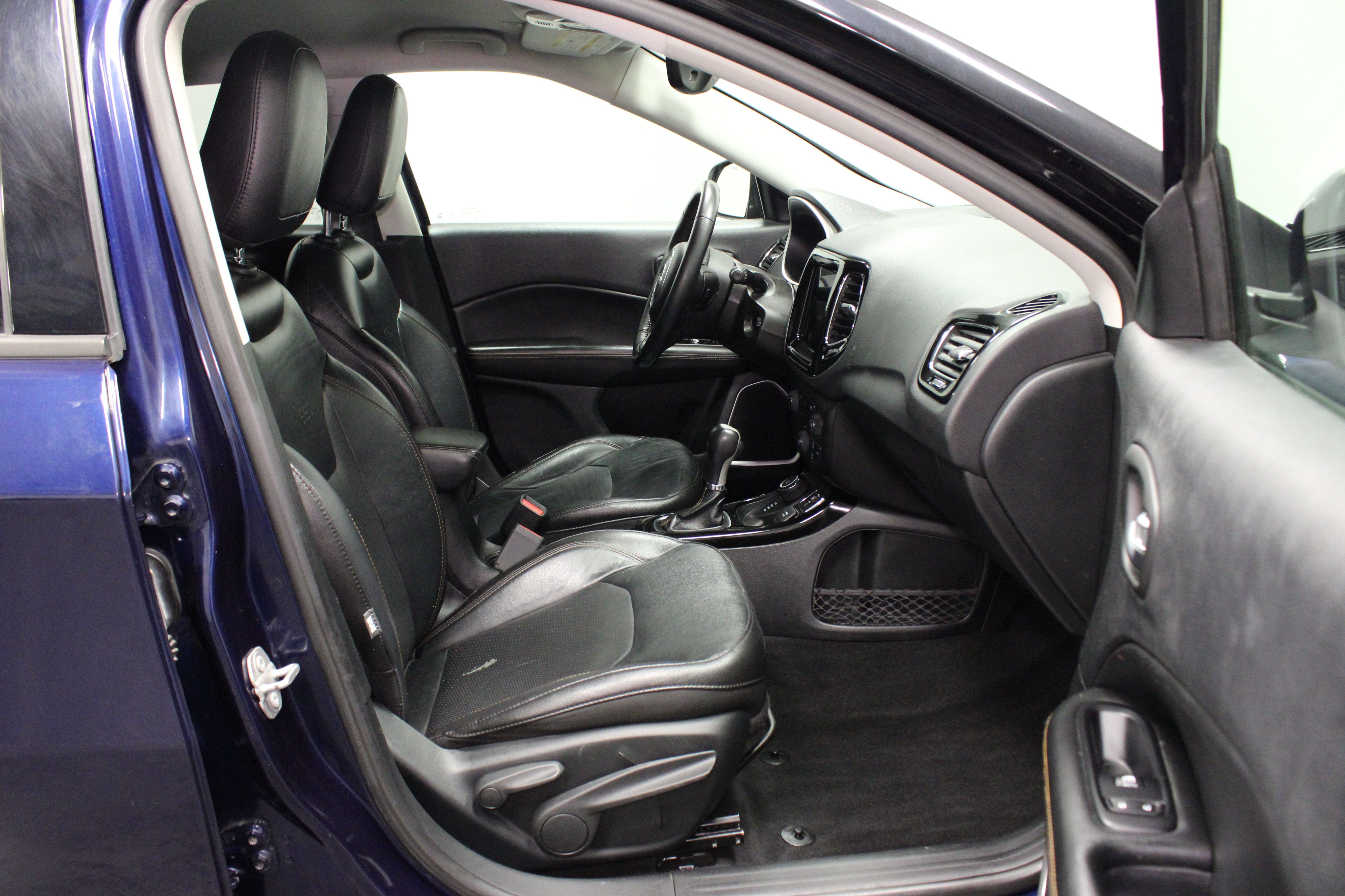 Used 2018 Jeep Compass Limited AWD/4WD image 13