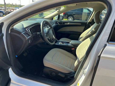 Used 2018 Ford Fusion S image 13