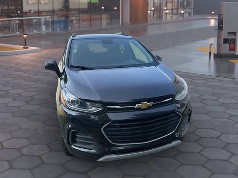 Used 2020 Chevrolet Trax LT AWD/4WD image 19