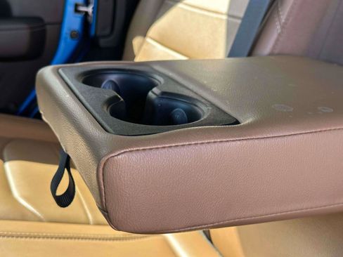 Used 2023 Jeep Wrangler Unlimited Sahara image 13