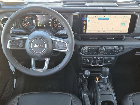 New 2026 Jeep Wrangler Unlimited Sahara image 25