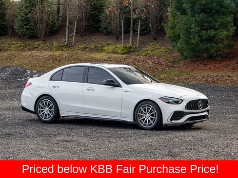 Used 2023 Mercedes-Benz C 43 AMG 4MATIC Sedan w/ AMG Night Package image 11