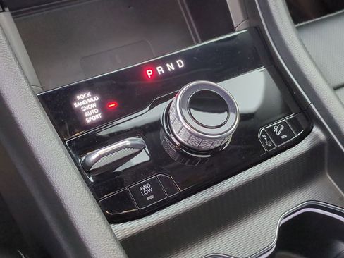 Used 2023 Jeep Grand Cherokee 4xe w/ Luxury Tech Group II image 18