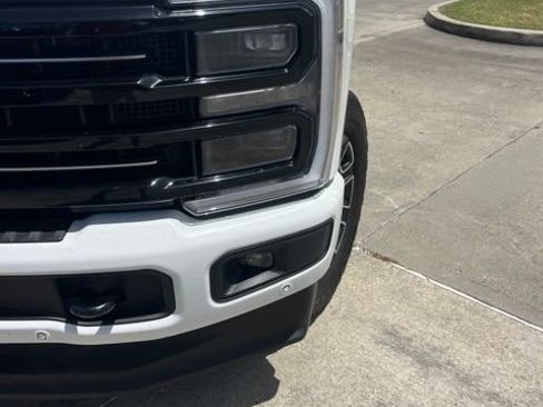 Used 2025 Ford F350 Platinum AWD/4WD image 11