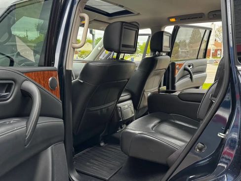 Used 2018 INFINITI QX80 4WD w/ Driver Assistance Package image 21