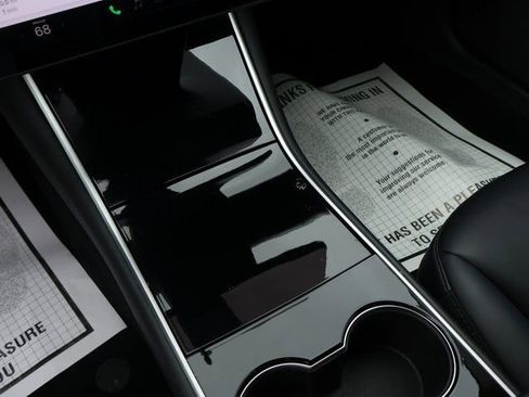 Used 2020 Tesla Model 3 Standard Range Plus RWD image 37