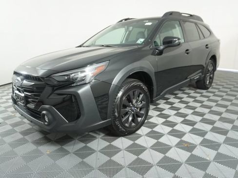 Certified 2025 Subaru Outback Onyx Edition AWD/4WD image 3
