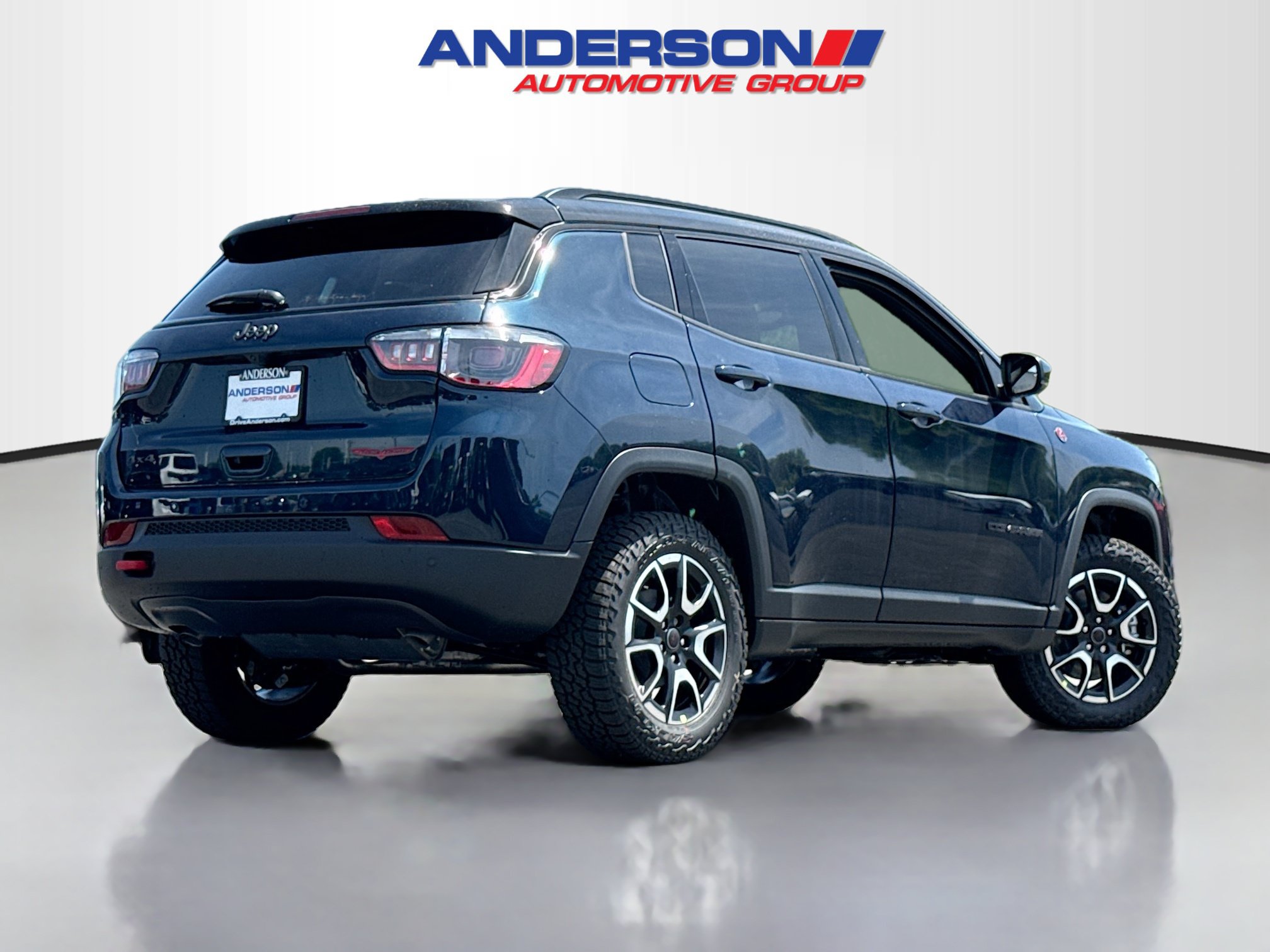 New 2026 Jeep Compass Trailhawk w/ Sun, Sound & Navigation Group AWD/4WD image 2