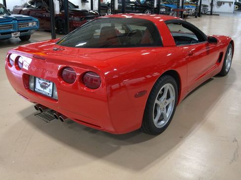 Used 2000 Chevrolet Corvette Coupe w/ Roof Pkg image 5