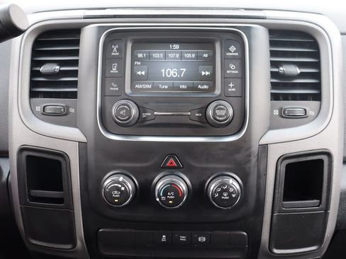 Used 2016 RAM 2500 Tradesman w/ Chrome Appearance Group AWD/4WD image 28