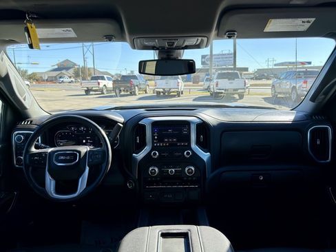 Used 2022 GMC Sierra 1500 SLT image 15