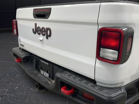 Used 2021 Jeep Gladiator Rubicon w/ Trailer Tow Package AWD/4WD image 37