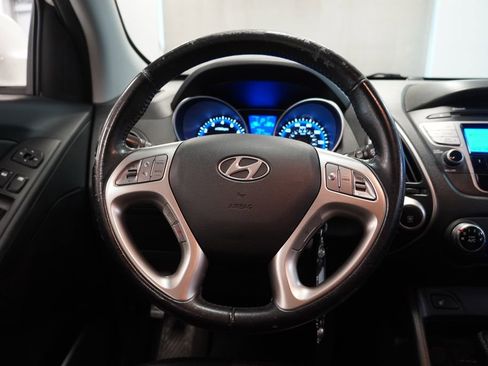Used 2013 Hyundai Tucson GLS FWD image 17